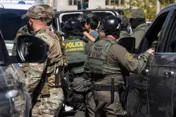 County judge in Chicago area bars ICE from arresting people at court