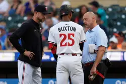 Byron Buxton leaves game for Twins after being hit by pitch