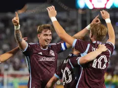 Rapids dominate Whitecaps, creep back above playoff line